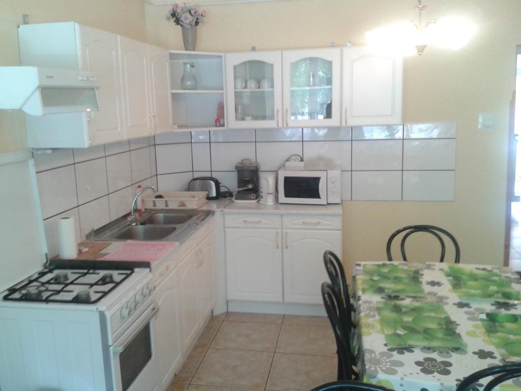 Hotel Deak Vendeghaz Apartman Hajdúszoboszló Exterior foto