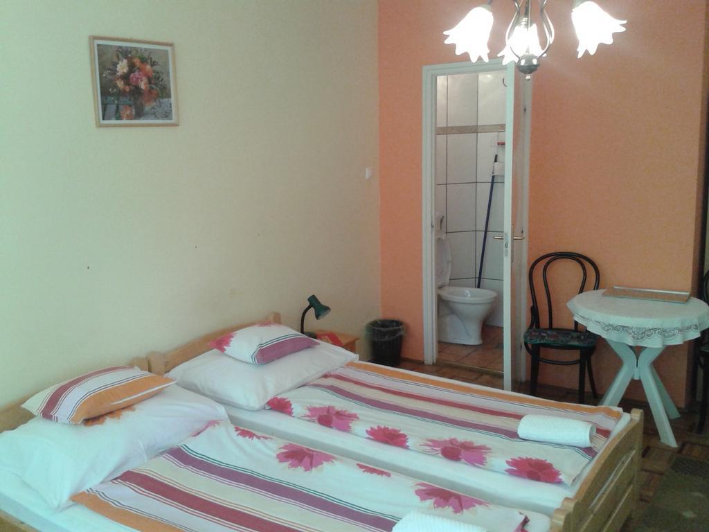 Hotel Deak Vendeghaz Apartman Hajdúszoboszló Zimmer foto