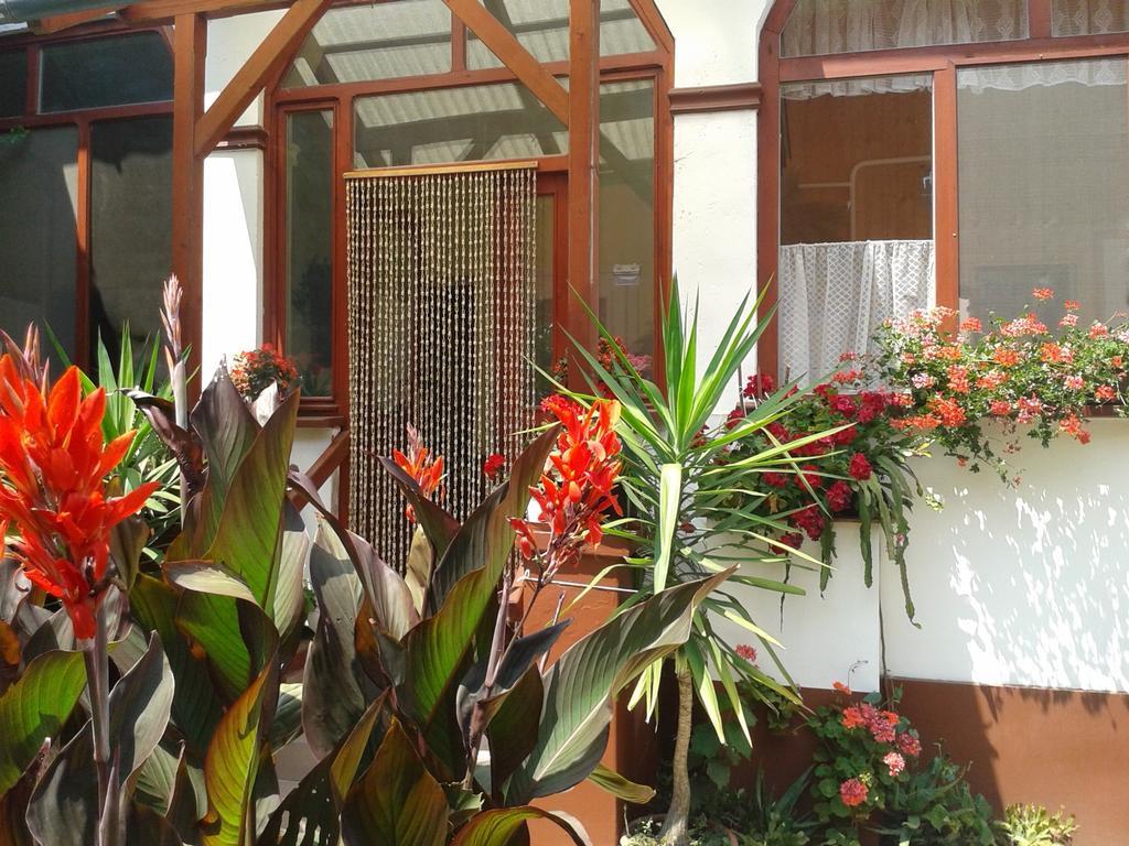 Hotel Deak Vendeghaz Apartman Hajdúszoboszló Exterior foto