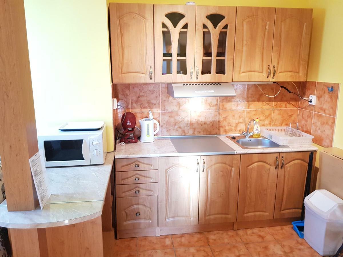 Hotel Deak Vendeghaz Apartman Hajdúszoboszló Exterior foto